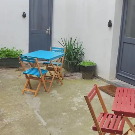 3 Petits Chats Dans Le Vieux *